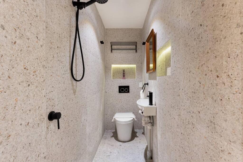 4 Bedroom Haven Spacious Terrace @bondi Junction Apartment *