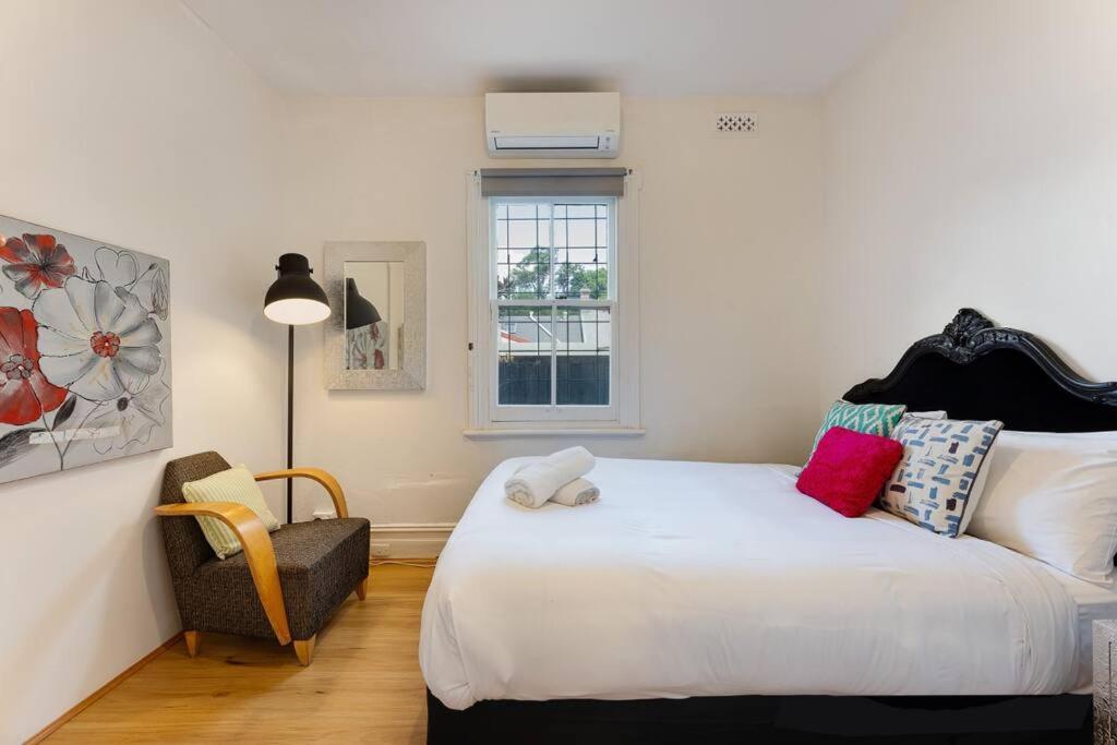 Apartment 4 Bedroom Haven Spacious Terrace @bondi Junction Sydney